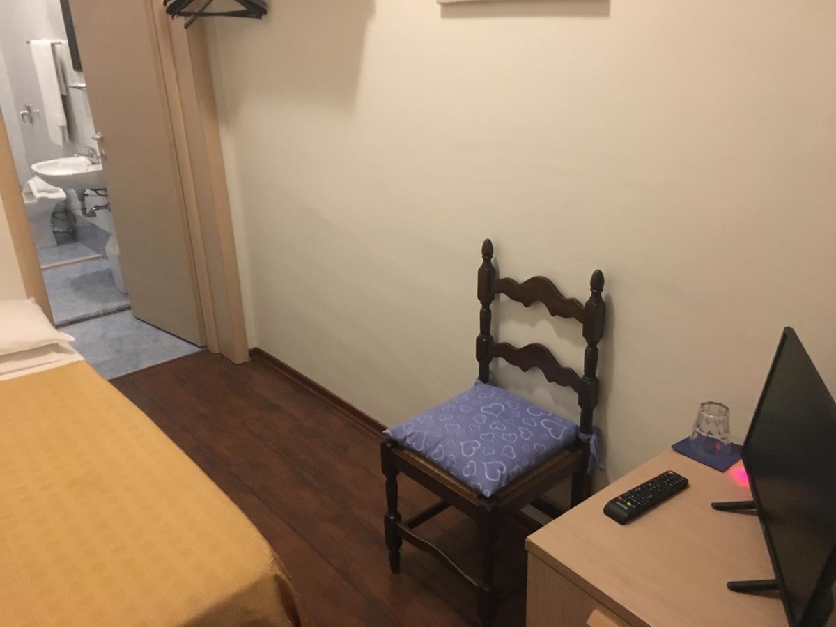 Blue Hotel Suzzara Εξωτερικό φωτογραφία