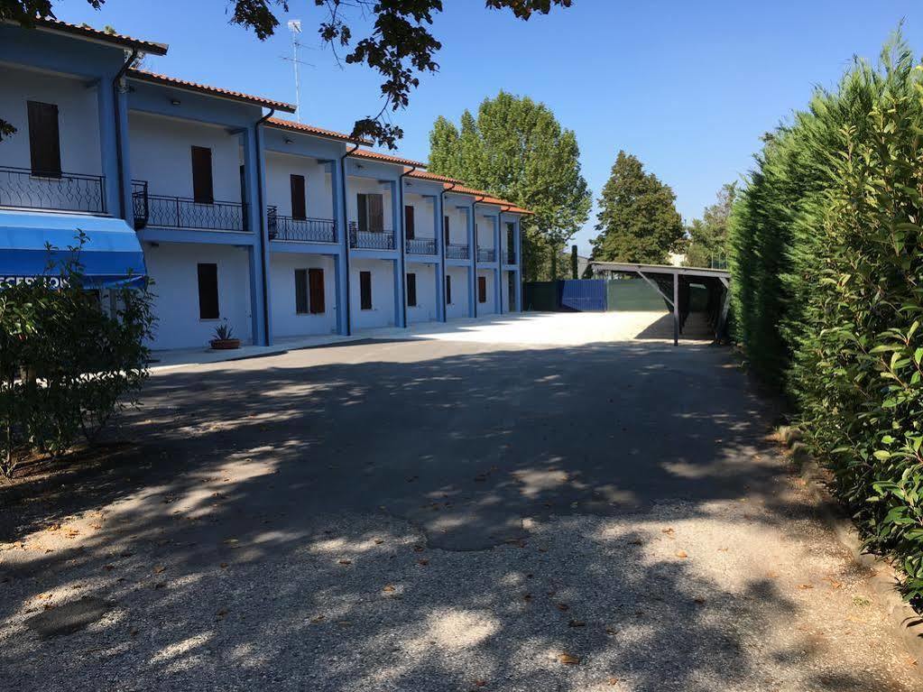 Blue Hotel Suzzara Εξωτερικό φωτογραφία